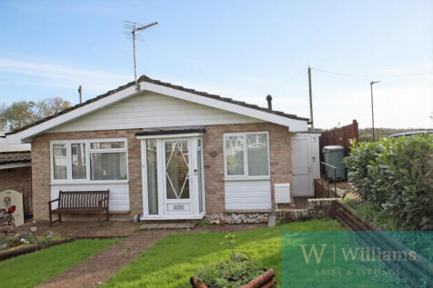 Ryde, PO33 - property photo