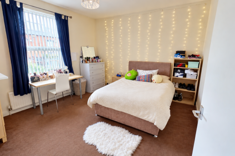 Bright Cozy Student Bedroom