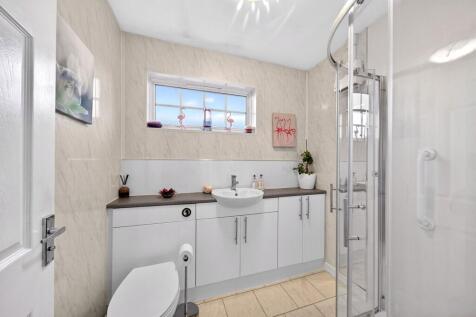 Shower Room / WC