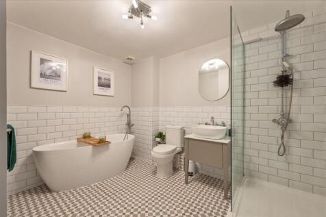 Connington Crescent E4