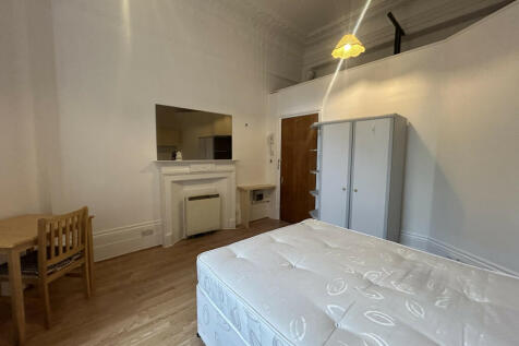 Collingham Road,  London, SW5 photo 3