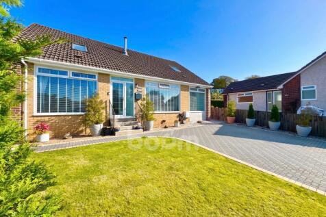 Arran Crescent, Beith four bedroom detached home