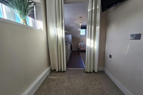 The Village, Chaddesley Corbett, Kidderminster photo 4