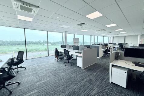 Office to rent Image 3