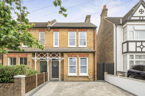 Beckenham, BR3 - property photo