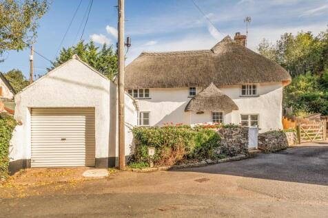 Front of Elm Cottage