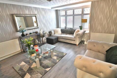 FAMILY LOUNGE