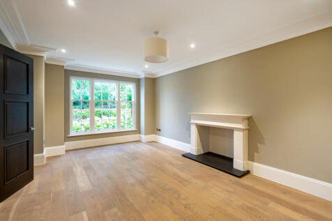Birds Hill Rise, Oxshott, Leatherhead, Surrey, KT22 photo 4