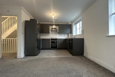 Cartwright Close, Alconbury Weald,  Huntingdon, Cambridgeshire, PE28 4LX photo 3