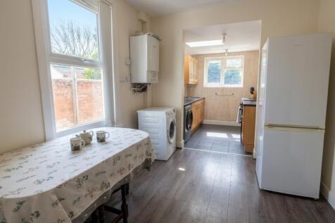 4 St Johns Terrace, Tachbrook Street, Leamington Spa photo 4