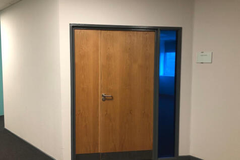 Office to rent Image 4