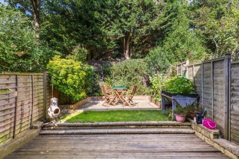83 Gainsborough Road