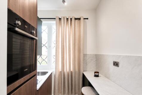 Rodway Road, London, SW15 5DS photo 4