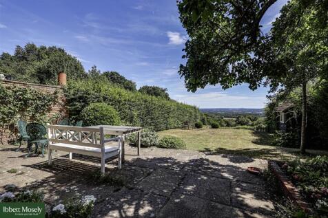 23 Garden and view.jpg