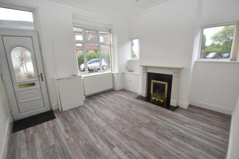 Gladstone Road, Urmston, M41 photo 3