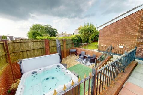 Ashfield Crescent Rear Garden