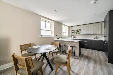 Orchard House, Priory Road, Ascot, Berkshire, SL5 photo 3