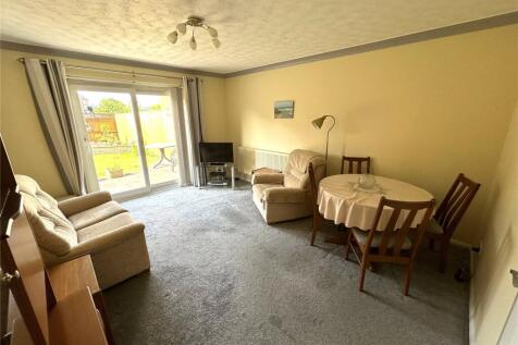 Sitting/Dining Room