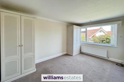 Linden Walk, Prestatyn, LL19 photo 4
