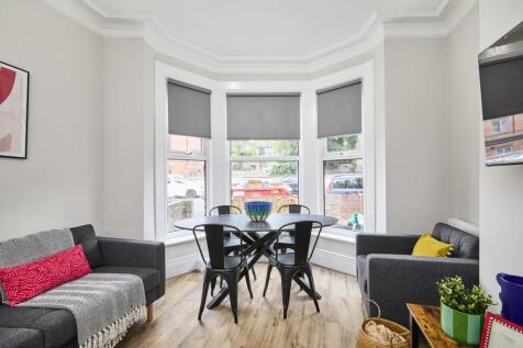 7-bed house on Victoria Road, Leeds, £4,793/mo