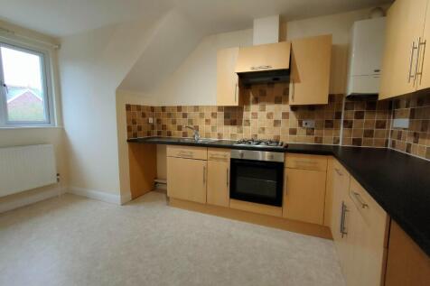 Norfolk Way, Uckfield, East Sussex, TN22 photo 3