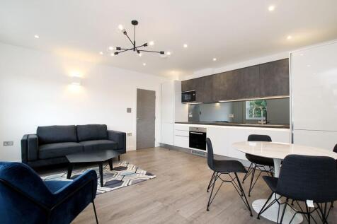 Open-Plan Kitchen/Lounge