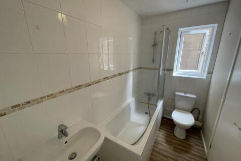 Peel Close, WEDNESBURY WS10 8YN photo 5