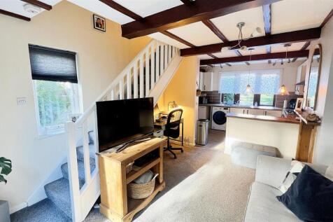 Sunnybank, Denby Dale, Huddersfield, HD8 8TJ photo 4