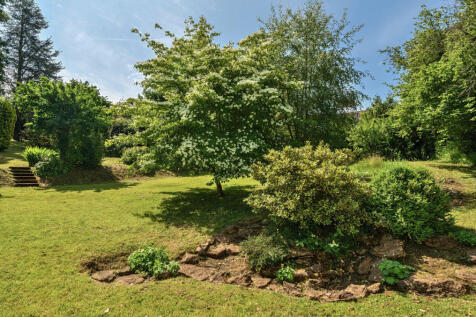 1306589-4-684c599...