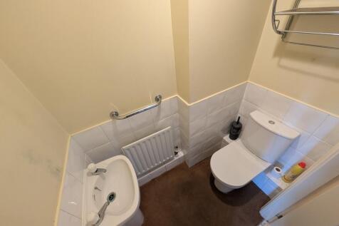 Chestnut Gardens, Thornton-Cleveleys, Lancashire, FY5 photo 4