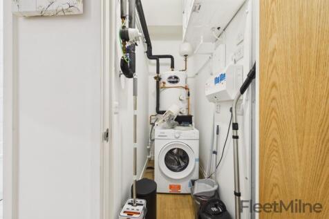 Utility cupboard