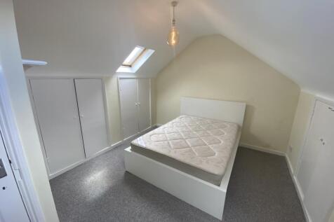 Seond bedroom