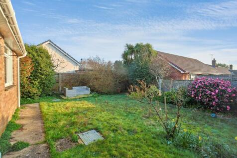 9 Dugdell Close, Ferndown, Dorset BH22 8BQ