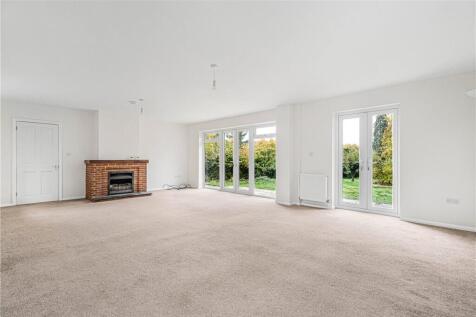 Bacombe Lane, Wendover, Aylesbury, HP22 photo 3