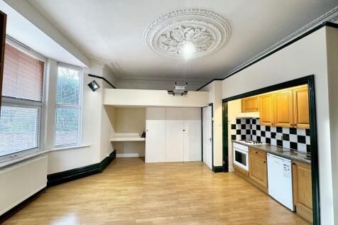 Clifton Terrace, Taunton, TA2 photo 3