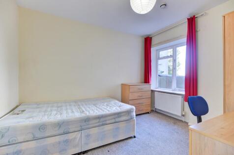 183 Elm Grove Bedroom 2