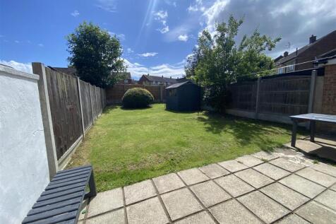 Martock Avenue, Westcliff-On-Sea photo 4
