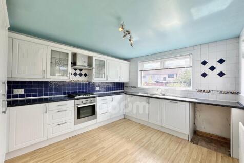 Ladyland Drive, Kilbirnie kitchen