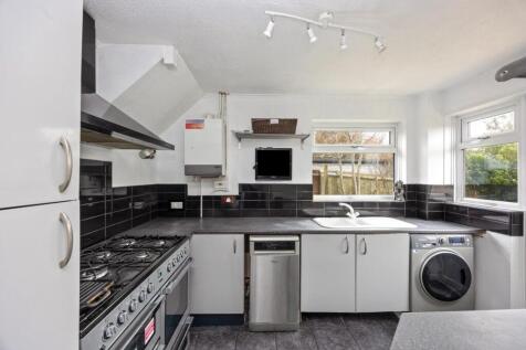 Edgehill Way, 25-015(1).JPG