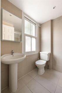 Bathroom 1.jpg