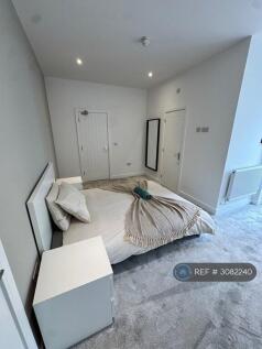 1-bed house on North End Avenue, Portsmouth, PO2, £800/mo