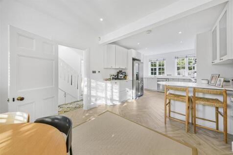 TEMPLE FORTUNE LANE, HAMPSTEAD GARDEN SUBURB, NW11 photo 4
