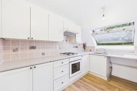 George Lambton Avenue, Newmarket, Suffolk, CB8 photo 3