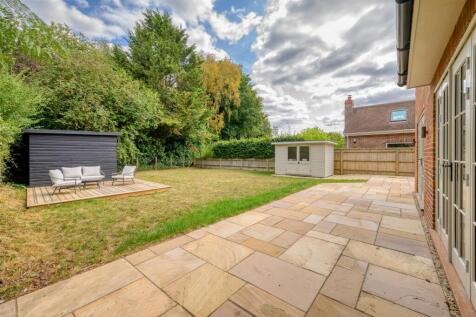 Beville External Shoot (45 of 87).jpg