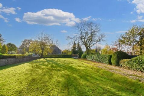 Front Garden/Driveway Angle 1