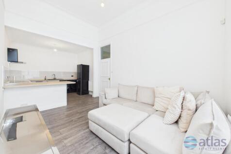 Living Space/Kitchen