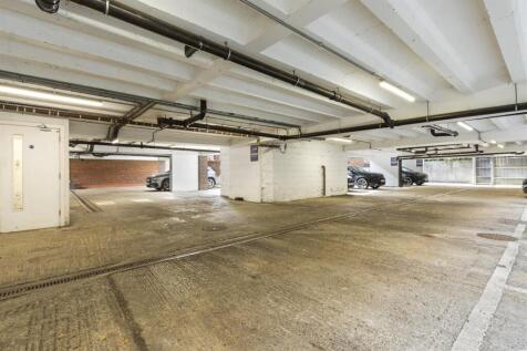 31 Tempus Court, Bellfield Rd, HP13 5HA-11.jpg