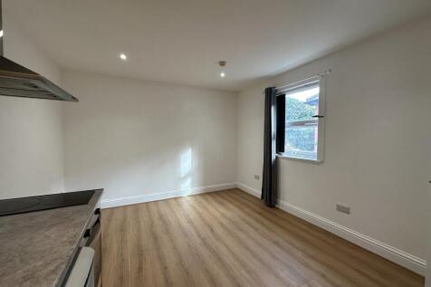 Churchill Road, Bournemouth,  photo 5