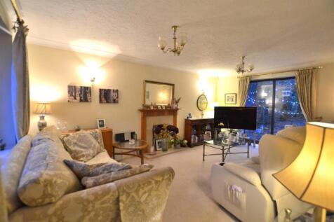 Living Room.JPG