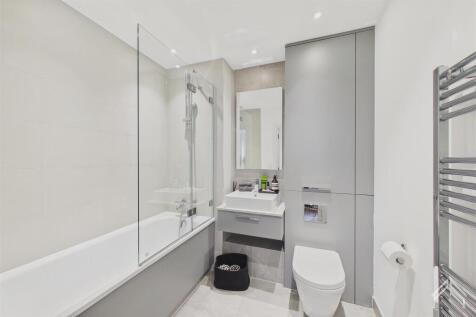 6 Vanguard Way, Blackhorse Road | London E17 photo 4